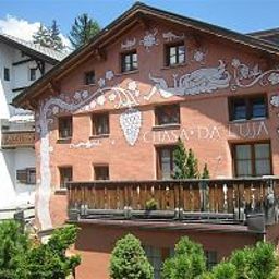 Exterior view Traube Fotos