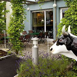 Salle du petit-déjeuner située dans le restaurant ibis Winterthur City Fotos