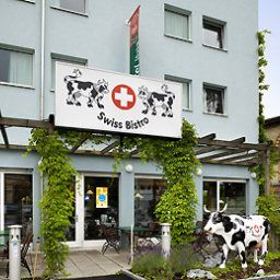 Salle du petit-déjeuner située dans le restaurant ibis Winterthur City Fotos