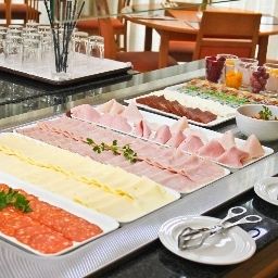 Buffet TRYP Oporto Centro Hotel Fotos