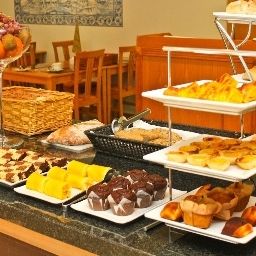 Buffet TRYP Oporto Centro Hotel Fotos