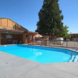 Piscina Chinook and Oasis Motel Fotos