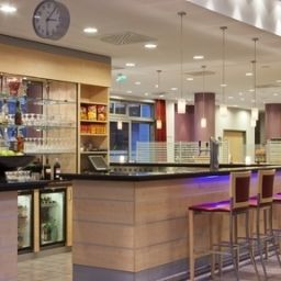 Bar Holiday Inn Express BERLIN CITY CENTRE Fotos