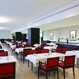 Salle du petit-déjeuner située dans le restaurant Monte Malaga Fotos