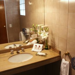 Badezimmer Plaza San Martin Suites Fotos