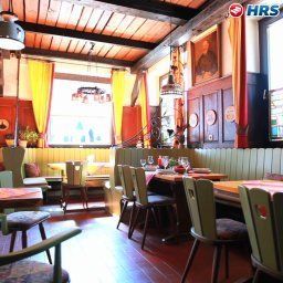 Salle du petit-déjeuner située dans le restaurant Goldene Gans Gasthaus Fotos