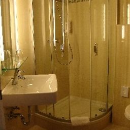 Camera da bagno Guter Hirte Fotos