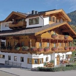 Vista exterior Pension Margit Fotos