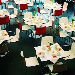 Salle du petit-déjeuner Gartenhotel Altmannsdorf Fotos