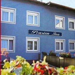 Exterior view Ina Pension Fotos