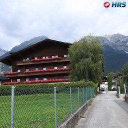 Vista esterna Huberhof Fotos