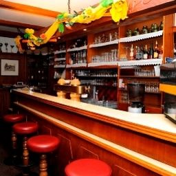 Bar Edlingerwirt Fotos