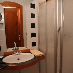 Camera da bagno Edlingerwirt Fotos