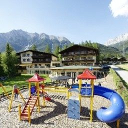 Vista esterna Kinderhotel Lärchenhof Fotos