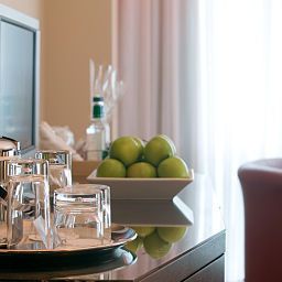 Vista all'interno Park Plaza Riverbank London Fotos