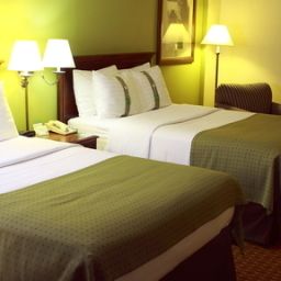 Pokój Holiday Inn SADDLE BROOK Fotos
