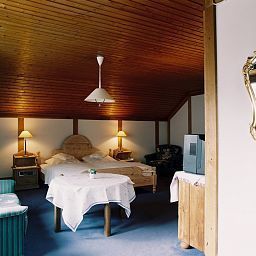 Room Rhoenhaeuschen Fotos