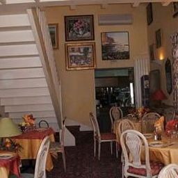 Ресторан Hostellerie du Prieure Logis Fotos
