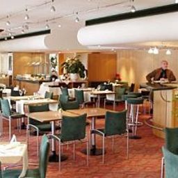 Sala śniadaniowa w restauracji Mittenza Fotos