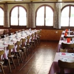 Breakfast room within restaurant Walser - Ulrichen Fotos