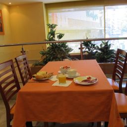 Sala de desayuno en el restaurante América Sevilla Fotos