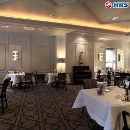 Salle du petit-déjeuner située dans le restaurant Villa Magna Fotos