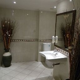 Bathroom Hotel Champerret Elysées Fotos