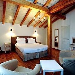 Room La Maison Oppoca Logis Fotos