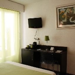  Athenee Fotos