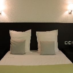  Athenee Fotos