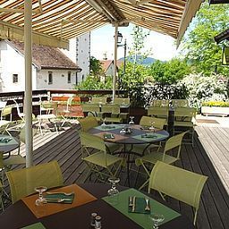 Terraza Hôtel Restaurant d'Argonay Logis Fotos