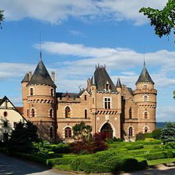 Exterior view Chateau de Maulmont Chateaux et Hotels Collection Fotos