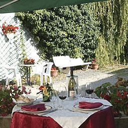 Terrasse Auberge du Marais Logis Fotos
