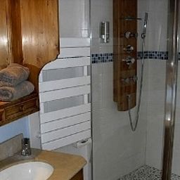Salle de bains de la Chapelle Logis Fotos