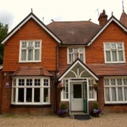 Gatwick Turret Guest House Horley