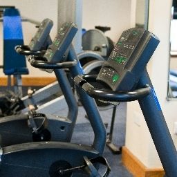 Sala fitness Suites Knowsley Fotos