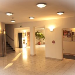 Hall Dujam Fotos