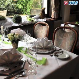 Sala de desayuno en el restaurante Jagdschloß Mönchbruch Fotos