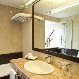 Cuarto de baño Clarion Suites Lisbon Aparthotel Fotos