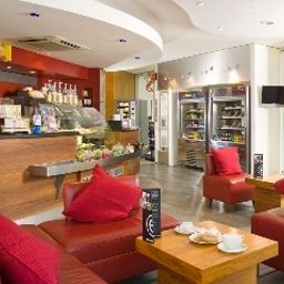Vista all'interno Ramada Encore London West Fotos