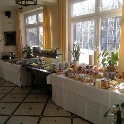 Buffet Loen mit Bistro Uferlos Fotos