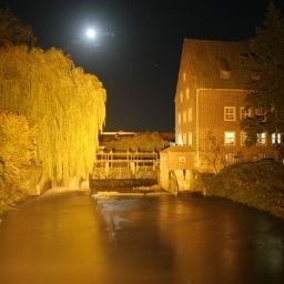 Vue Loen mit Bistro Uferlos Fotos