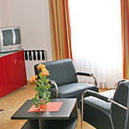  Loen mit Bistro Uferlos Fotos