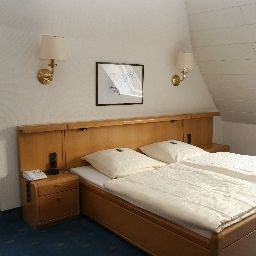  Loen mit Bistro Uferlos Fotos