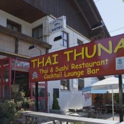  Thai Thuna Fotos