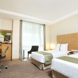 Zimmer Holiday Inn BANGKOK Fotos