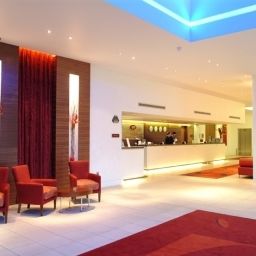 Холл Crowne Plaza LONDON DOCKLANDS Fotos