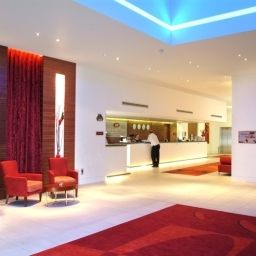 Холл Crowne Plaza LONDON DOCKLANDS Fotos
