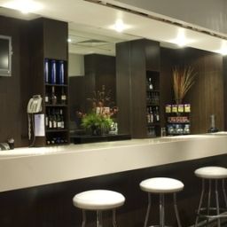 Бар Holiday Inn MELBOURNE AIRPORT Fotos