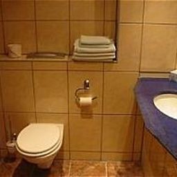 Bathroom Zur Linde Fotos